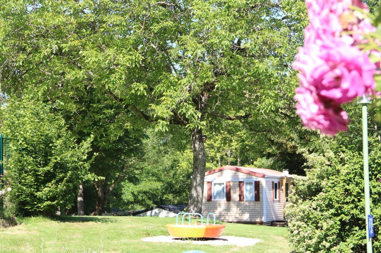 Saint-Nizier-le-Bouchoux Camping Domaine De Mepillat מראה חיצוני תמונה